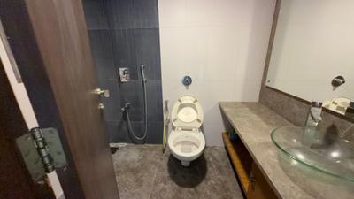 Image of 1295 Sq.ft 3 BHK Apartment / Flat for sale in Supreme Lake Primrose, Powai, Mumbai for Rs. 37500000