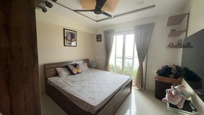 Bedroom Image of 1450 Sq.ft 3 BHK Apartment / Flat for rent in Guruvista Phase II, Kharadi Pune for Rs. 65000