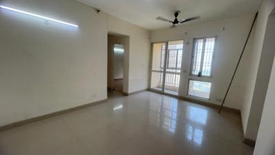 Living Room Image of 980 Sq.ft 2 BHK Apartment / Flat for rent in Jaypee Kosmos, Sector 134 Noida for Rs. 24000