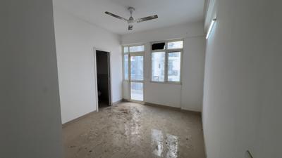 Bedroom Image of 950 Sq.ft 2 BHK Apartment / Flat for rent in Suncity Avenue 76, Sector 76 Gurgaon for Rs. 18000