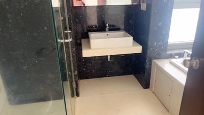Image of 1750 Sq.ft 3 BHK Apartment / Flat for rent in Mahalakshmi, Mumbai for Rs. 240000