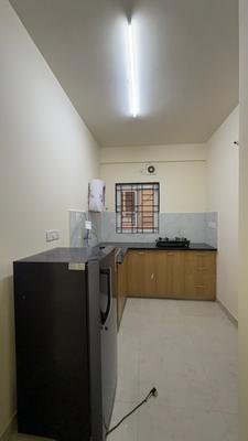 Kitchen Image of 1000 Sq.ft 2 BHK Builder Floor for rent in HSR Layout Bengaluru for Rs. 47000