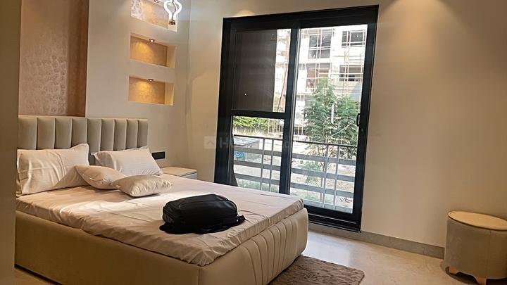 BPTP Astaire Garden Floors Main Image 1