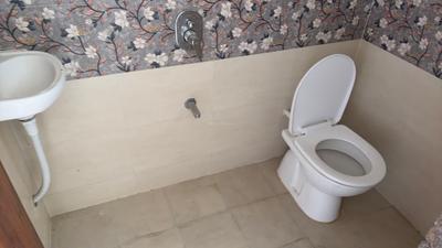 Image of 580 Sq.ft 2 BHK Apartment / Flat for rent in Sweni Sattvam Icon, Vatva, Ahmedabad for Rs. 11000