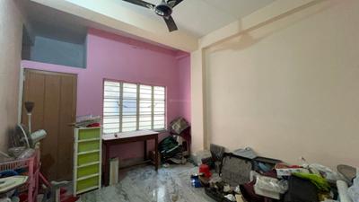 Bedroom Image of 1000 Sq.ft 3 BHK Apartment / Flat for sale in Rajarhat Kolkata for Rs. 2200000