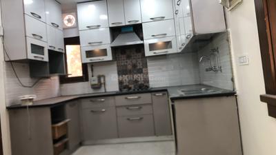 Kitchen Image of 900 Sq.ft 2 BHK Apartment / Flat for sale in GH 14 DDA MIG, Paschim Vihar New Delhi for Rs. 12000000
