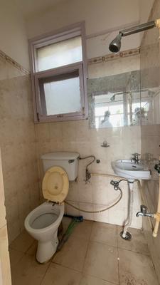 Image of 2100 Sq.ft 4 BHK Builder Floor for rent in Sector 52, Gurgaon for Rs. 45000