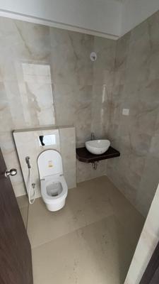 Image of 700 Sq.ft 2 BHK Apartment / Flat for sale in Raymond Realty Ten X Habitat, Thane West, Thane for Rs. 16500000