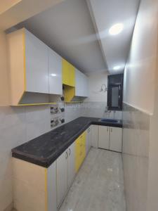 Kitchen Image of 900 Sq.ft 3 BHK Builder Floor for sale in Govindpuri New Delhi for Rs. 7500000