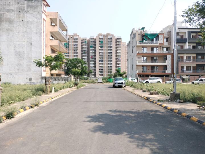 Sector 75 Main Image 1