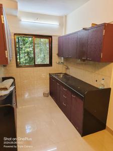 Kitchen Image of 700 Sq.ft 1 BHK Apartment / Flat for rent in Bandra West Mumbai for Rs. 75000