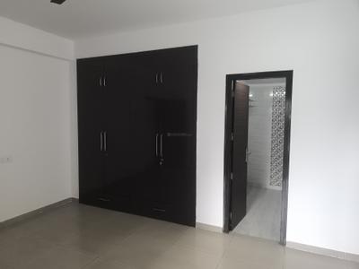 Bedroom Image of 1695 Sq.ft 3.5 BHK Apartment / Flat for sale in Gulshan Ikebana, Sector 143 Noida for Rs. 24000000