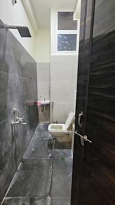 Bathroom Image of 2050 Sq.ft 2 BHK Independent House for rent in Anurag Nagar Indore for Rs. 20000