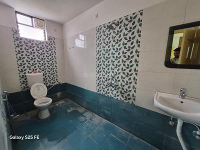 Bathroom Image of 1205 Sq.ft 2 BHK Apartment / Flat for rent in Pundag Ranchi for Rs. 14000