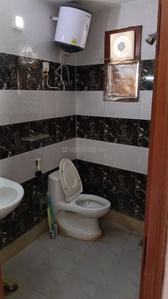 Image of 700 Sq.ft 2 BHK Builder Floor for rent in Sector 23 Dwarka, New Delhi for Rs. 32000
