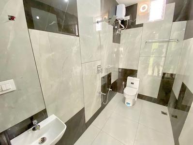 Bathroom Image of 1500 Sq.ft 3 BHK Independent House for sale in Kovur Chennai for Rs. 10000000