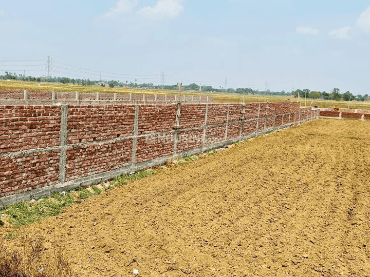 Vrindavan Colony Main Image 1