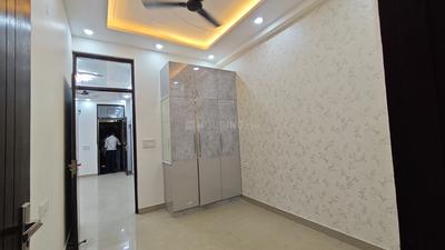 Bedroom Image of 950 Sq.ft 2 BHK Builder Floor for sale in Vaishali Ghaziabad for Rs. 5800000