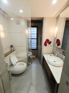 Image of 1150 Sq.ft 3.5 BHK Apartment / Flat for rent in Kumar Kruti, Kalyani Nagar, Pune for Rs. 70000