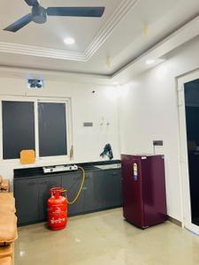 Kitchen Image of 10000 Sq.ft 6 BHK Builder Floor for rent in Gomti Nagar Lucknow for Rs. 230000