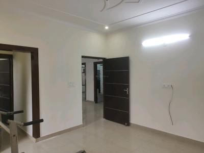 Bedroom Image of 2200 Sq.ft 4 BHK Builder Floor for sale in Sector 49 Faridabad for Rs. 16200000