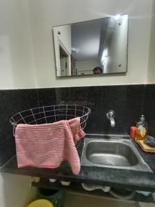 Kitchen Image of 300 Sq.ft 1 RK Apartment / Flat for rent in Madhapur Hyderabad for Rs. 17000