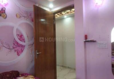 Bedroom Image of 1000 Sq.ft 3 BHK Builder Floor for sale in Jamia Nagar New Delhi for Rs. 10000000