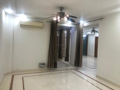 Hall Image of 2200 Sq.ft 3 BHK Apartment / Flat for sale in Kaushambi Ghaziabad for Rs. 26000000