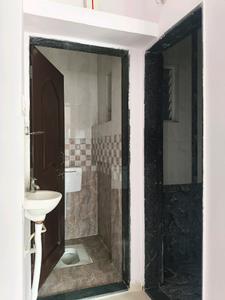 Common Bathroom Two Image of 500 Sq.ft 1 BHK Independent House for rent in Thergaon Pune for Rs. 15000