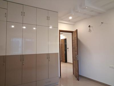 Bedroom Image of 1400 Sq.ft 3 BHK Builder Floor for sale in Paschim Vihar New Delhi for Rs. 30000000