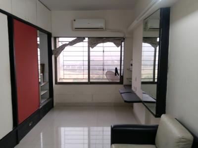 Bedroom Image of 1650 Sq.ft 3 BHK Apartment / Flat for sale in Rustomjee Seasons Wing B, Bandra East Mumbai for Rs. 90000000