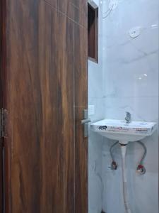 Bedroom Three Image of 1450 Sq.ft 3 BHK Apartment / Flat for sale in Sector 73 Noida for Rs. 6000000