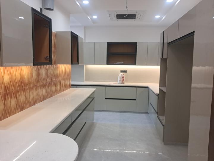 Puri Luxuria Floors Main Image 1