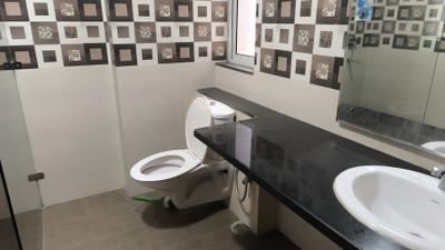 Bathroom Image of 1950 Sq.ft 3 BHK Apartment / Flat for sale in Unitech Escape, Sector 50 Gurgaon for Rs. 31700000