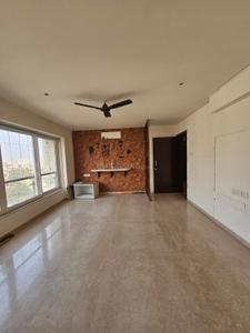 Hall Image of 950 Sq.ft 2 BHK Apartment / Flat for sale in Woodstock, Khar West Mumbai for Rs. 45000000