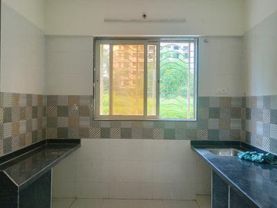 Kitchen Image of 990 Sq.ft 2 BHK Apartment / Flat for rent in Runwal Gardens City Cluster 6 Tower 6 To 9, Dombivli East Thane for Rs. 16000