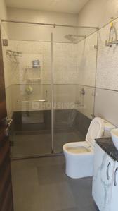 Bathroom Image of 800 Sq.ft 1 RK Independent House for rent in Paschim Vihar New Delhi for Rs. 15541