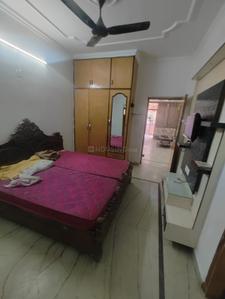 Bedroom Image of 1350 Sq.ft 4 BHK Builder Floor for sale in Sector 29 Rohini New Delhi for Rs. 16500000