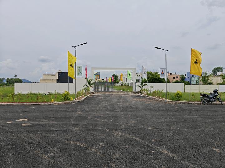 Adhanur Main Image 1