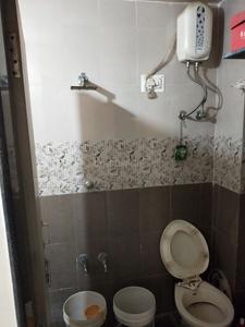 Bathroom Image of 990 Sq.ft 2 BHK Apartment / Flat for sale in Jodhpur Ahmedabad for Rs. 6800000