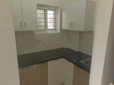 Kitchen Image of 650 Sq.ft 1 BHK Builder Floor for rent in Thanisandra Bengaluru for Rs. 18000