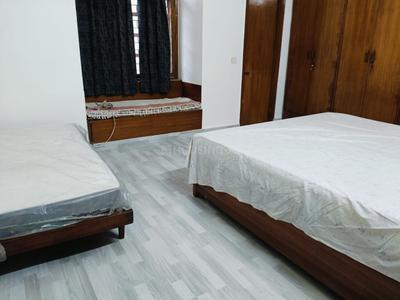 Bedroom Image of 2500 Sq.ft 4 BHK Villa for sale in Sector 14 Noida for Rs. 70000000