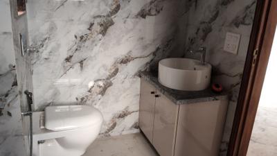 Image of 1800 Sq.ft 4 BHK Apartment / Flat for sale in Vasant Kunj, New Delhi for Rs. 17700000