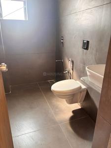 Bathroom Image of 1600 Sq.ft 4 BHK Villa for sale in Meadows Luxuria , Atladara Vadodara for Rs. 11500000