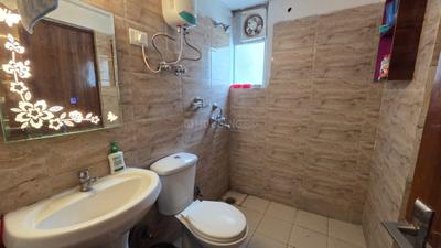 Image of 1475 Sq.ft 2.5 BHK Apartment / Flat for sale in Paramount Symphony, Crossings Republik, Ghaziabad for Rs. 11000000
