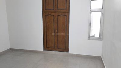 Bedroom Image of 1300 Sq.ft 3 BHK Apartment / Flat for rent in Aamarpali Apartments, Patparganj New Delhi for Rs. 40000