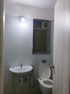 Common Bathroom Image of 909 Sq.ft 2 BHK Apartment / Flat for sale in Lodha Casa Rio, Palava Phase 1 Thane for Rs. 5200000
