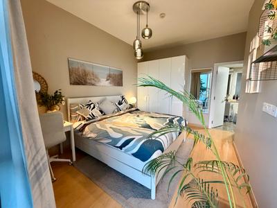 Bedroom Image of 2301 Sq.ft 3.5 BHK Apartment / Flat for sale in DLF One Midtown, Karampura New Delhi for Rs. 64000000