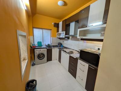 Kitchen Image of 1000 Sq.ft 2 BHK Apartment / Flat for sale in Patuli Kolkata for Rs. 8000000