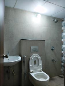 Common Bathroom Image of 1146 Sq.ft 2.5 BHK Apartment / Flat for sale in Shapoorji Pallonji Vanaha, Bavdhan Pune for Rs. 9800000